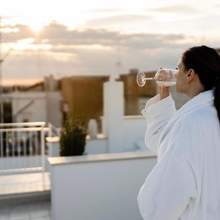 Aurluna Luxury Suites Bari Exteriör bild