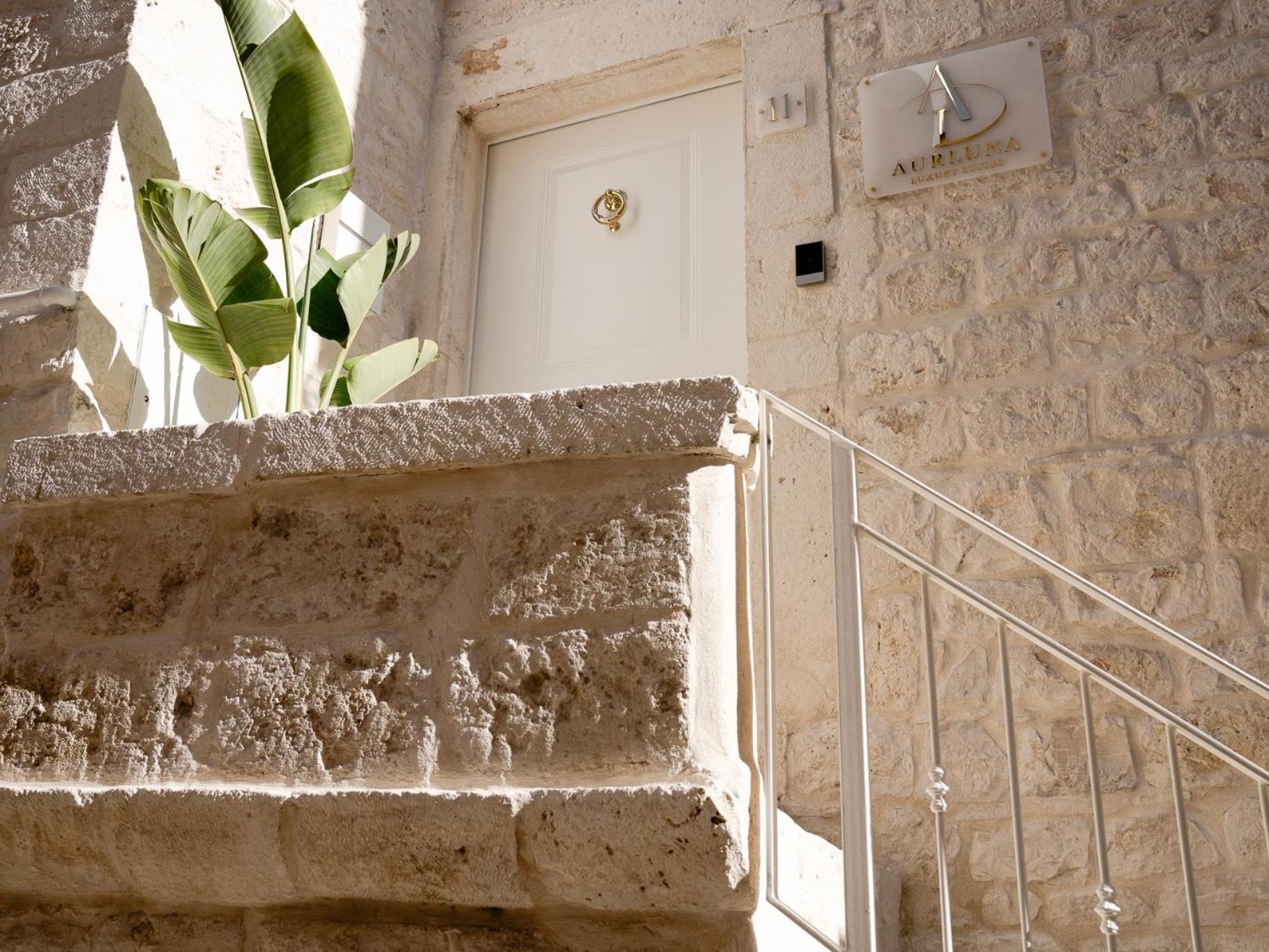Aurluna Luxury Suites Bari Exteriör bild