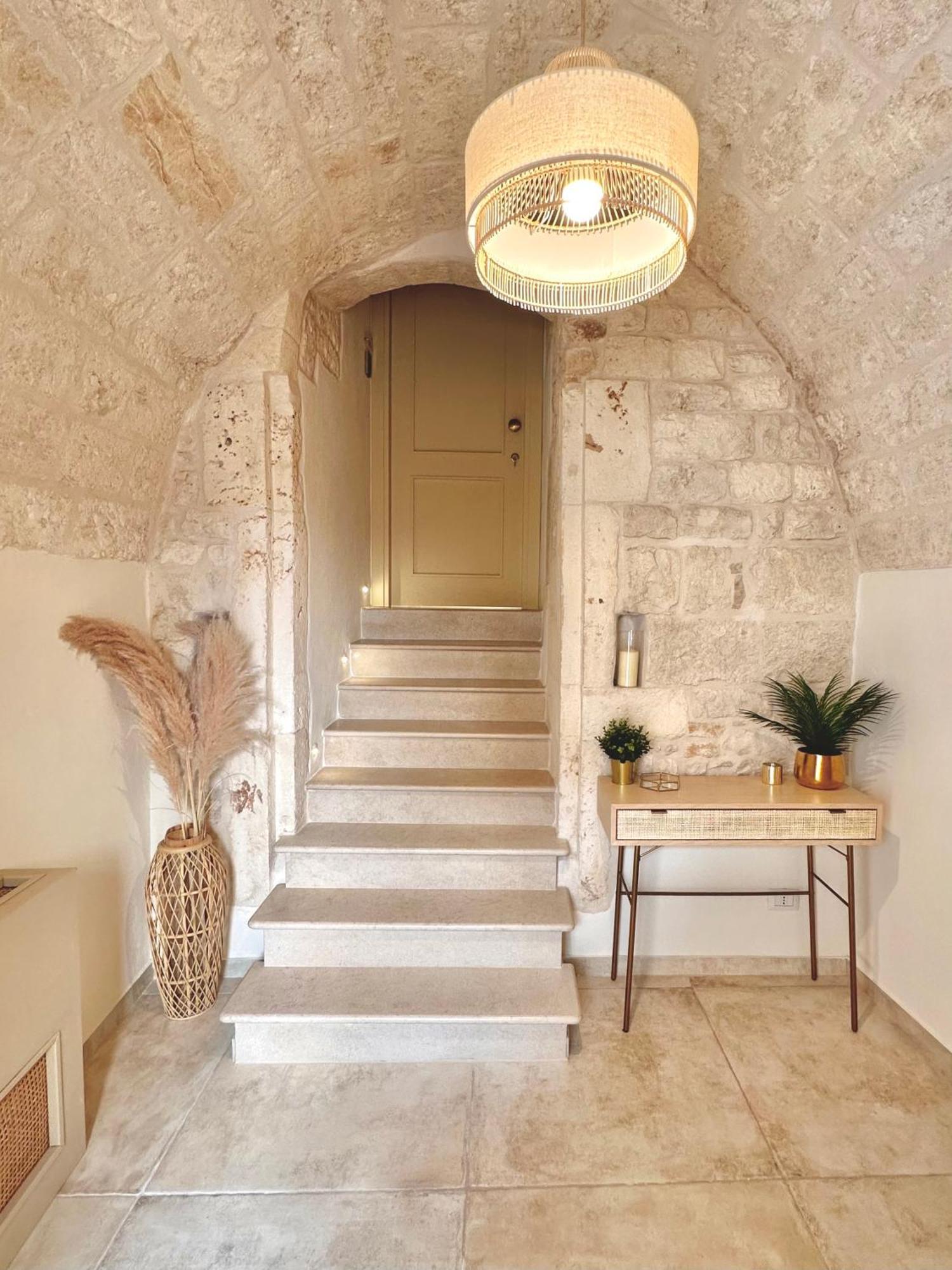 Aurluna Luxury Suites Bari Exteriör bild