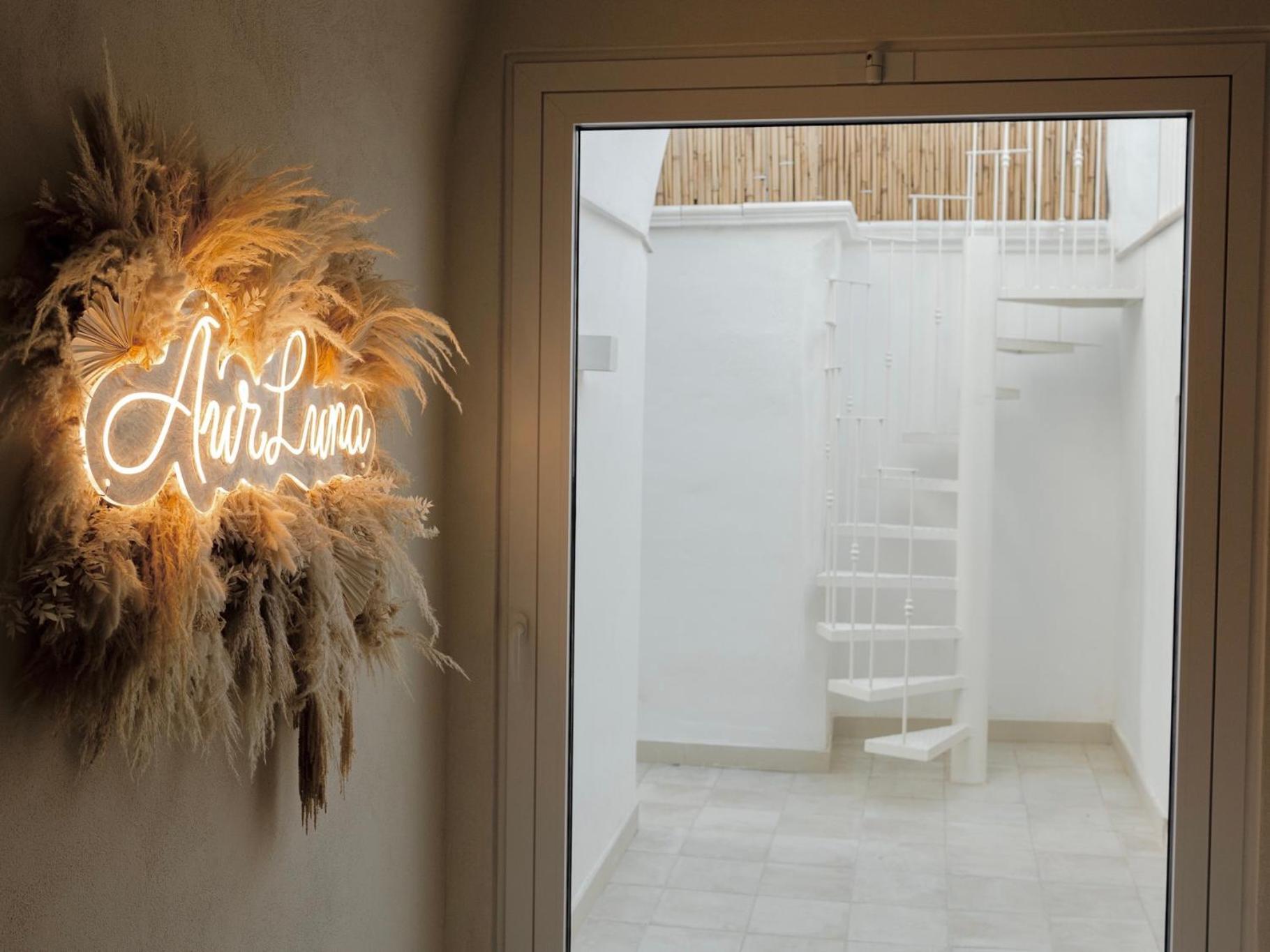 Aurluna Luxury Suites Bari Exteriör bild