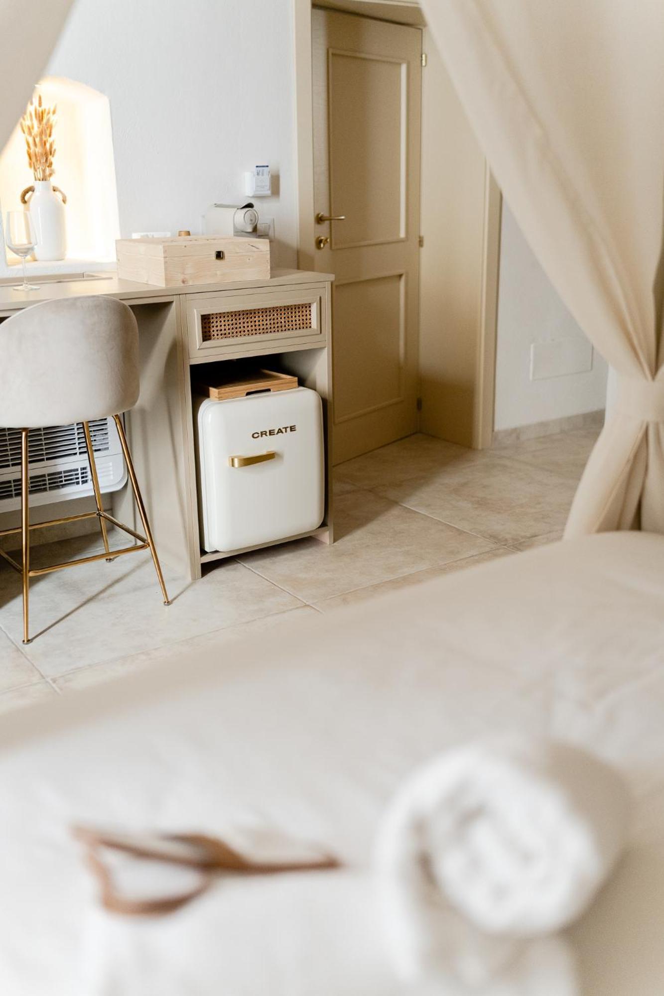 Aurluna Luxury Suites Bari Exteriör bild