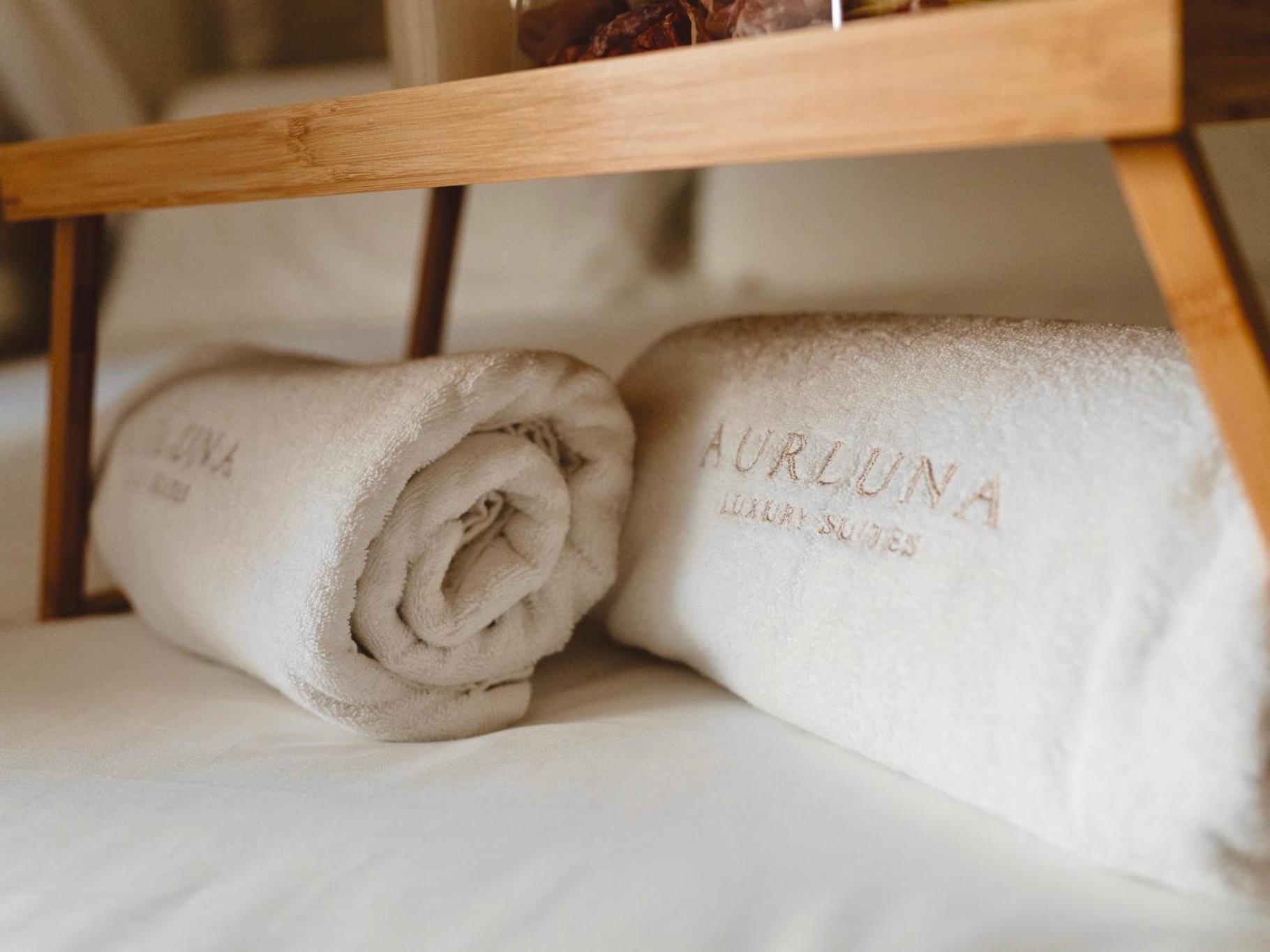 Aurluna Luxury Suites Bari Exteriör bild