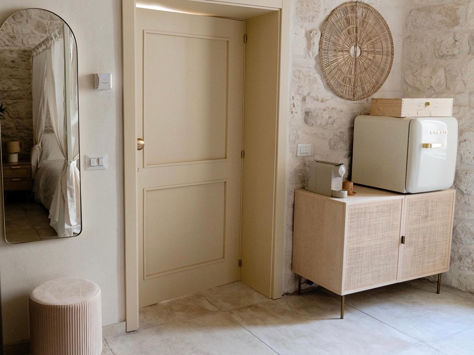 Aurluna Luxury Suites Bari Exteriör bild