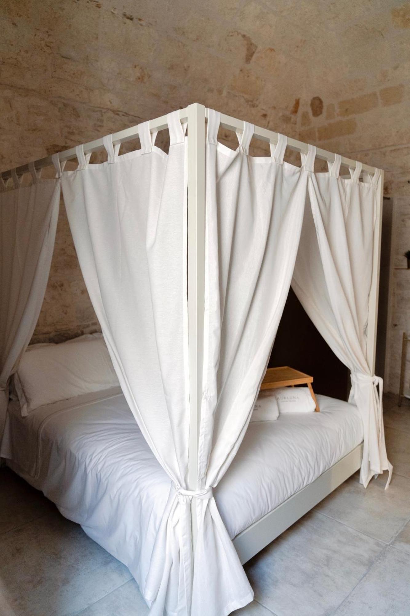 Aurluna Luxury Suites Bari Exteriör bild